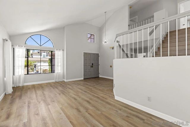 8733 Elford Ct, San Diego, CA 92129