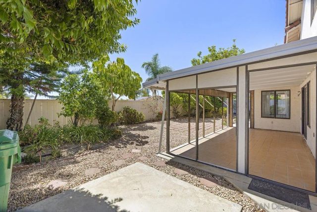 8733 Elford Ct, San Diego, CA 92129