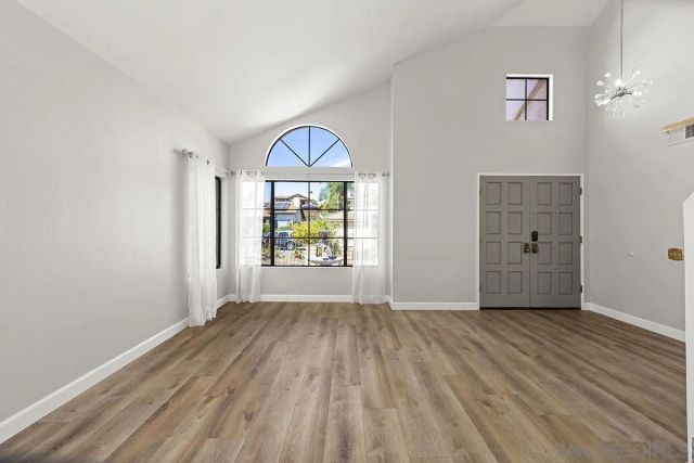 8733 Elford Ct, San Diego, CA 92129