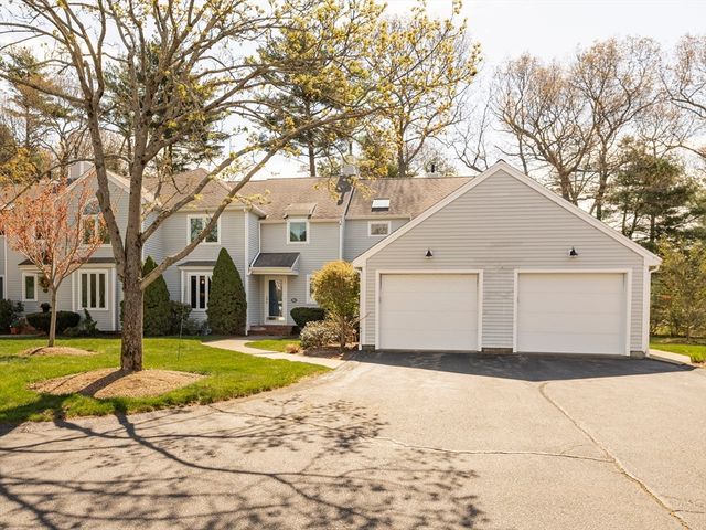 26 Bay Farm Rd 26, Duxbury, MA 02332
