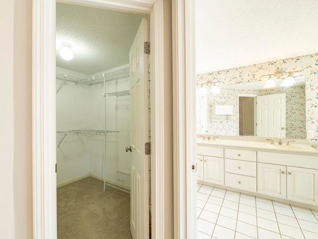 26 Bay Farm Rd 26, Duxbury, MA 02332