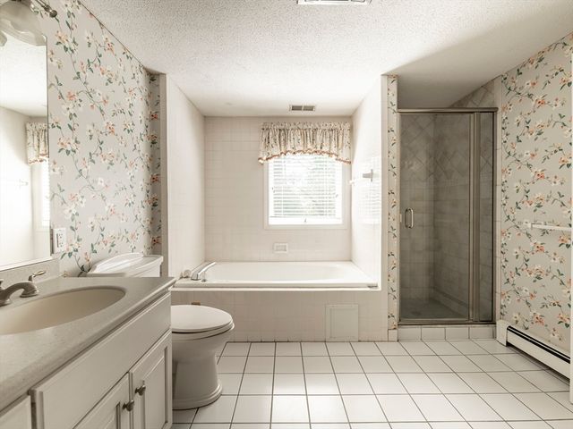 26 Bay Farm Rd 26, Duxbury, MA 02332