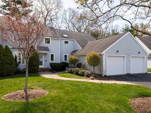 26 Bay Farm Rd 26, Duxbury, MA 02332