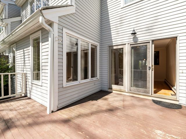 26 Bay Farm Rd 26, Duxbury, MA 02332