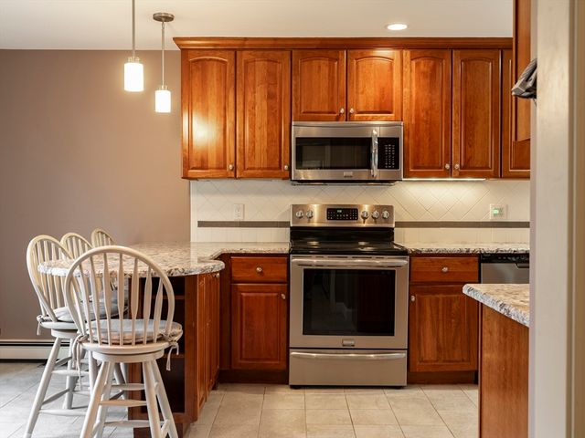 26 Bay Farm Rd 26, Duxbury, MA 02332