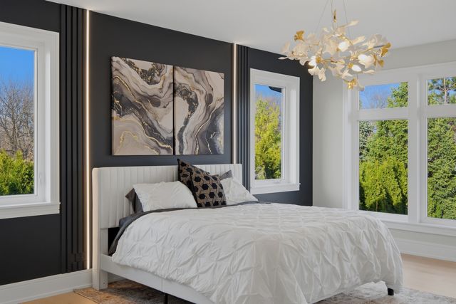 2108 N Chestnut N Chestnut Avenue, Arlington Heights, IL 60004