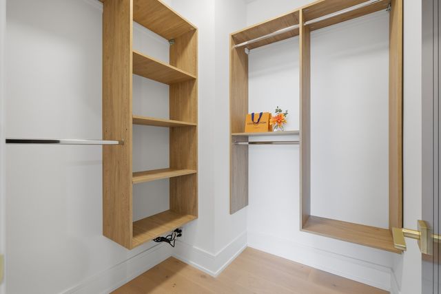 2108 N Chestnut N Chestnut Avenue, Arlington Heights, IL 60004