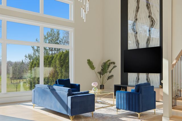 2108 N Chestnut N Chestnut Avenue, Arlington Heights, IL 60004