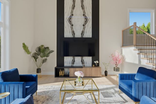 2108 N Chestnut N Chestnut Avenue, Arlington Heights, IL 60004