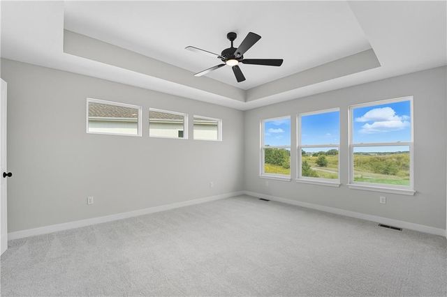 809 Glenn Circle, Raymore, MO 64083