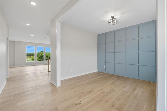 809 Glenn Circle, Raymore, MO 64083