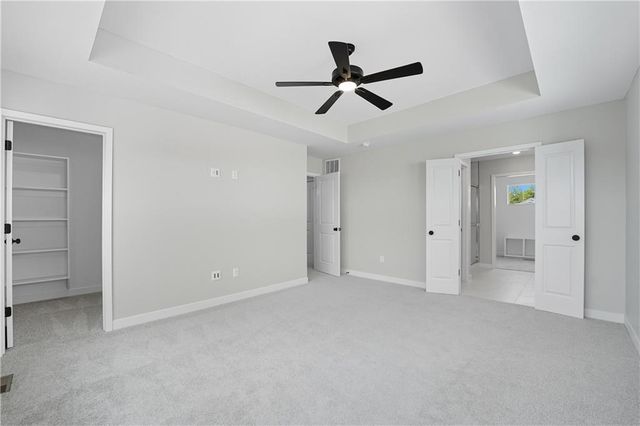 809 Glenn Circle, Raymore, MO 64083