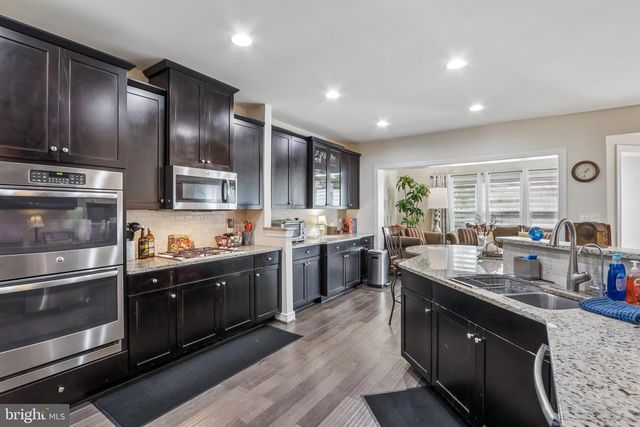318 QUARRY POINT RD, Malvern, PA 19355