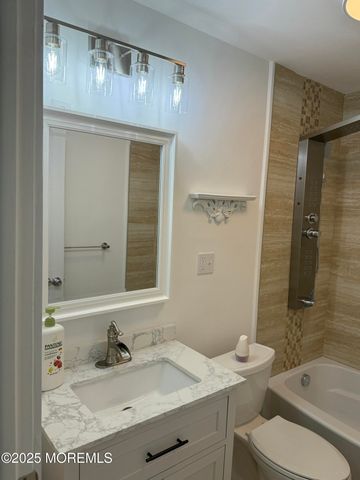 144B Farrington Court, Lakewood, NJ 08701