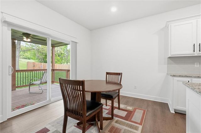 204 S MARIMACK Court, Kearney, MO 64040