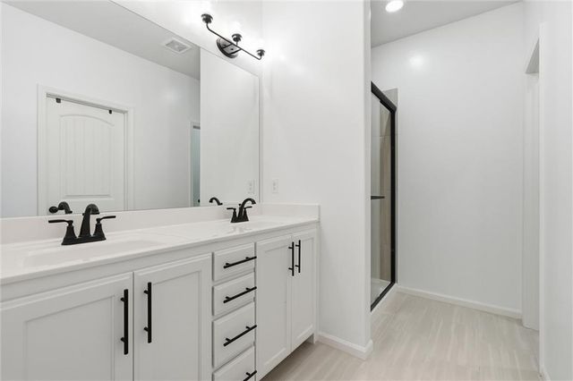 204 S MARIMACK Court, Kearney, MO 64040
