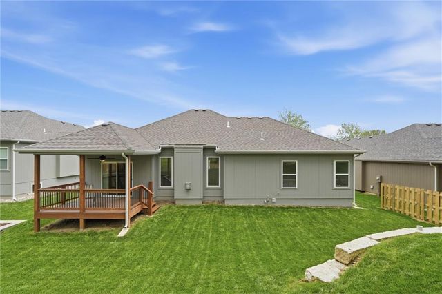204 S MARIMACK Court, Kearney, MO 64040