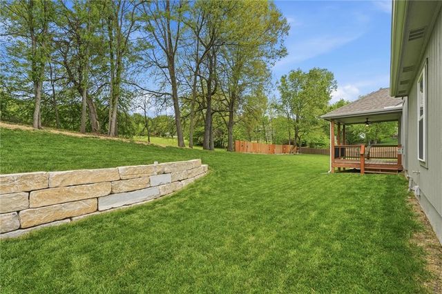 204 S MARIMACK Court, Kearney, MO 64040