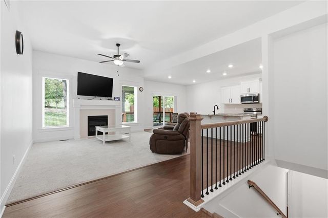 204 S MARIMACK Court, Kearney, MO 64040