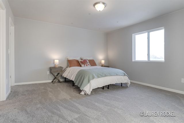 433 Oak View Drive, Middleville, MI 49333