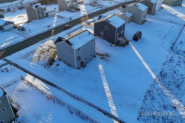 433 Oak View Drive, Middleville, MI 49333