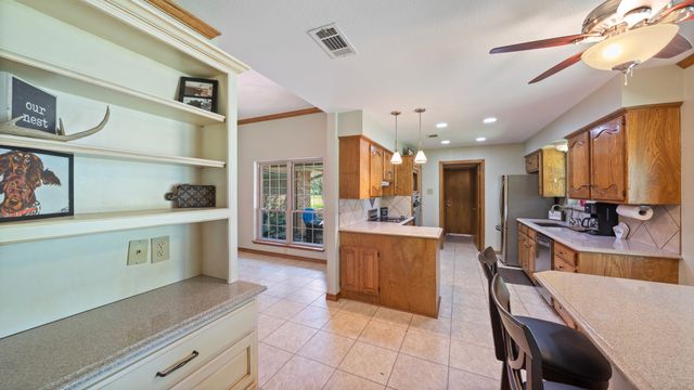 9390 County Road 4028, Kemp, TX 75143