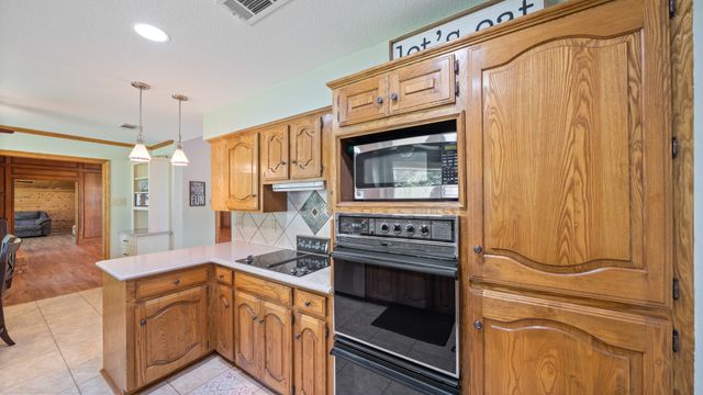 9390 County Road 4028, Kemp, TX 75143
