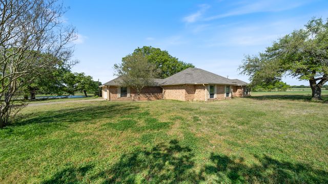 9390 County Road 4028, Kemp, TX 75143