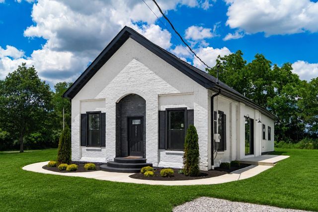 3351 Georgesville Wrightsville Road, Grove City, OH 43123