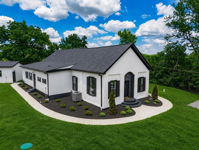 3351 Georgesville Wrightsville Road, Grove City, OH 43123