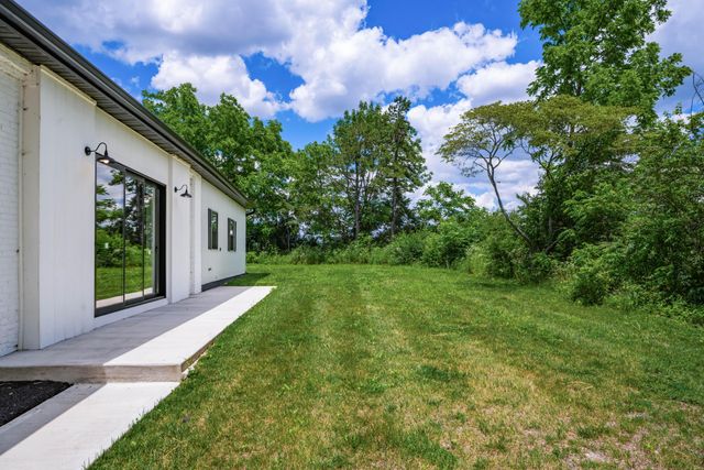 3351 Georgesville Wrightsville Road, Grove City, OH 43123