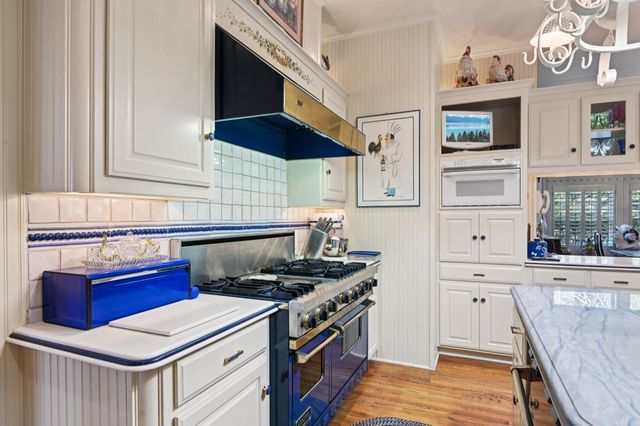 2101 Vista Ridge Court, Arlington, TX 76013