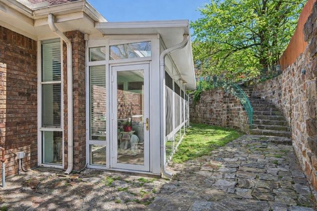 2101 Vista Ridge Court, Arlington, TX 76013