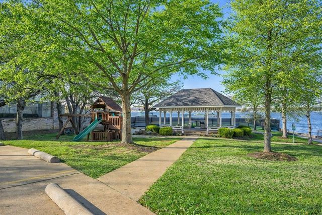 2101 Vista Ridge Court, Arlington, TX 76013