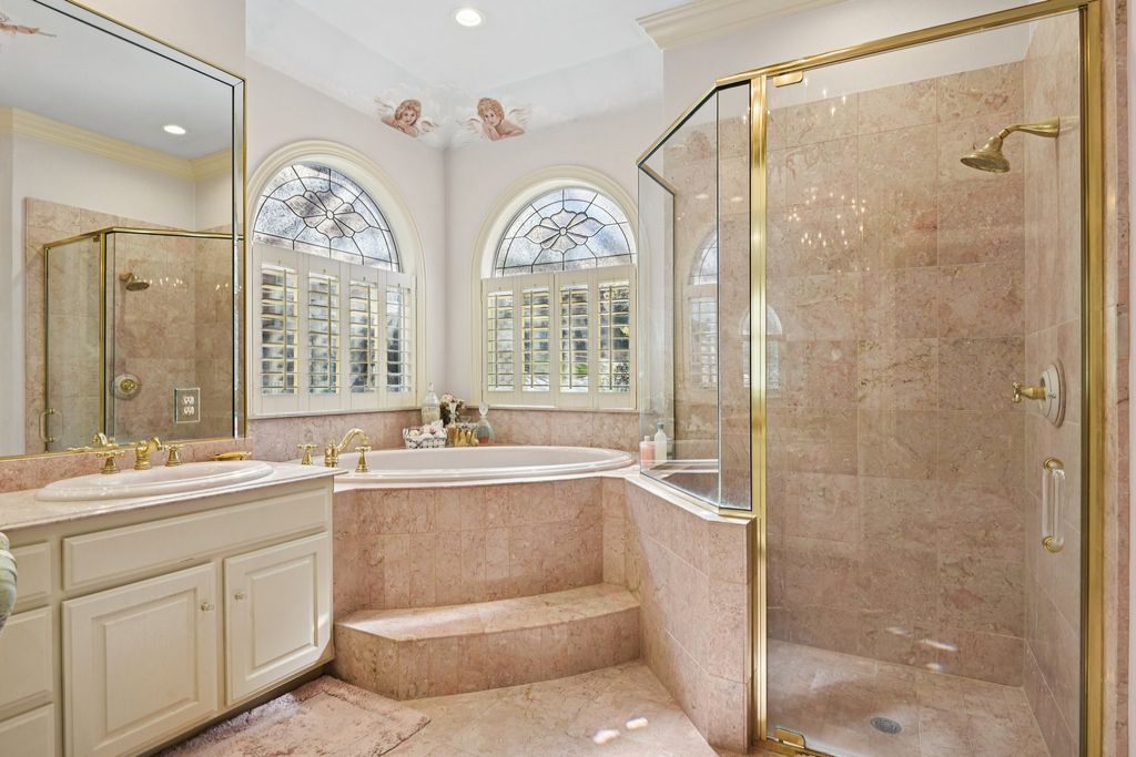 2101 Vista Ridge Court, Arlington, TX 76013