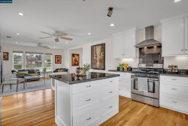 1579 Farm Bureau Rd, Concord, CA 94519