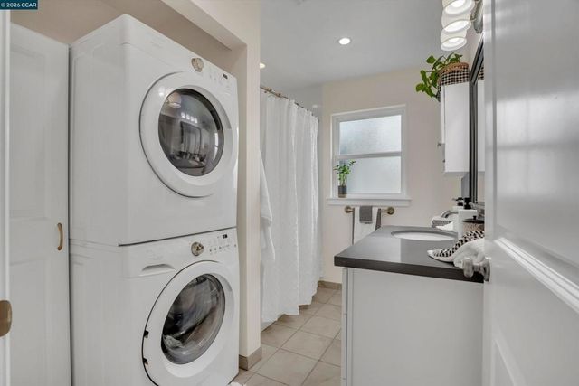 1579 Farm Bureau Rd, Concord, CA 94519