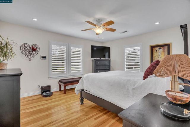 1579 Farm Bureau Rd, Concord, CA 94519