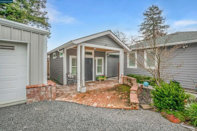 1579 Farm Bureau Rd, Concord, CA 94519