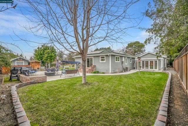 1579 Farm Bureau Rd, Concord, CA 94519