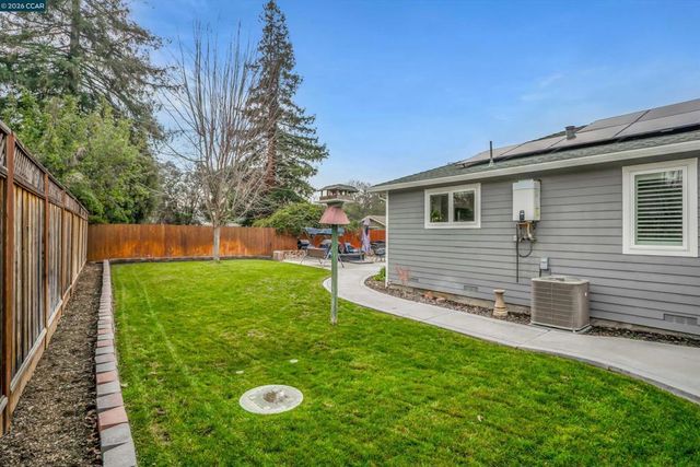 1579 Farm Bureau Rd, Concord, CA 94519