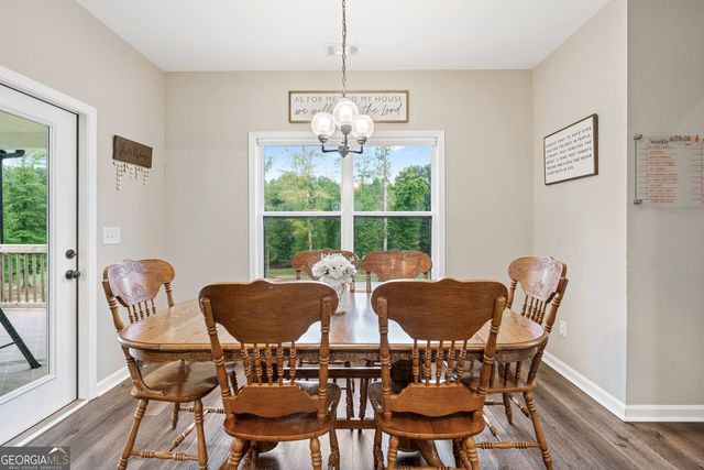 240 Oakwood Drive, Commerce, GA 30529