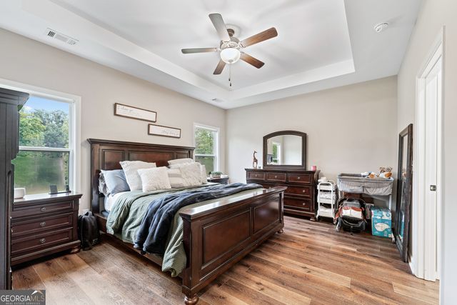 240 Oakwood Drive, Commerce, GA 30529