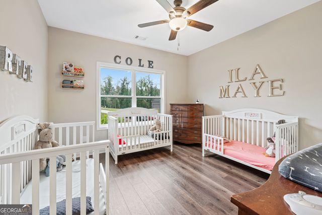 240 Oakwood Drive, Commerce, GA 30529