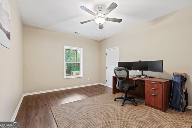 240 Oakwood Drive, Commerce, GA 30529