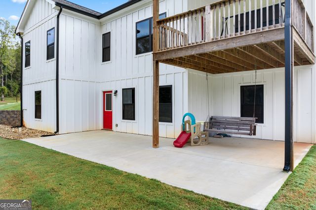 240 Oakwood Drive, Commerce, GA 30529