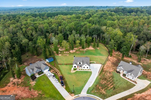 240 Oakwood Drive, Commerce, GA 30529