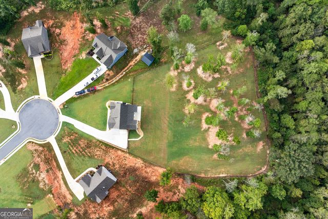 240 Oakwood Drive, Commerce, GA 30529