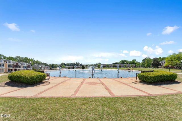 380 Collinsworth Drive, Clayton, NC 27527