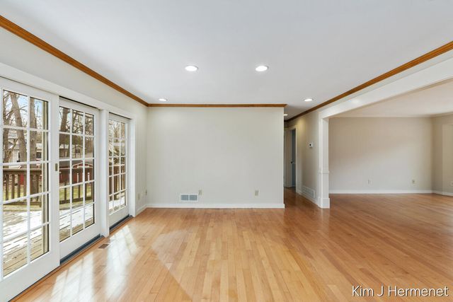 7544 Thornapple River Drive, Caledonia, MI 49316